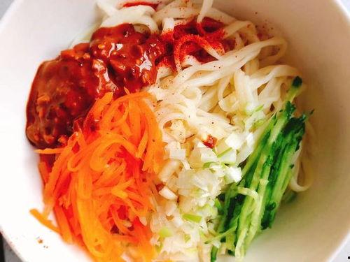 生着吃的面瓜,生食面瓜的独特风味体验