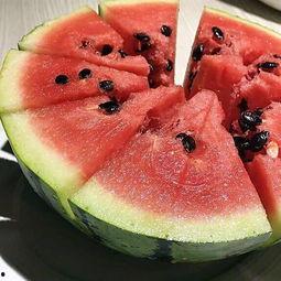 吃瓜的西瓜头,揭秘西瓜头背后的吃瓜传奇